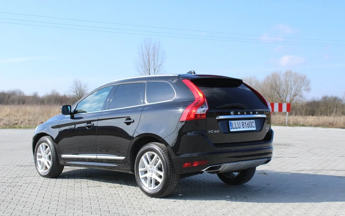 Volvo XC 60 cena 68900 przebieg: 260000, rok produkcji 2017 z Łuków małe 172